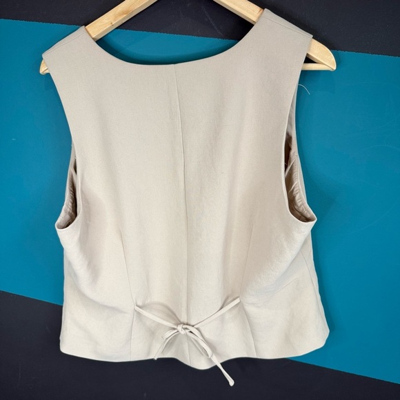 Haver and Blair Beige Button-Up Vest - Picture 3 of 7